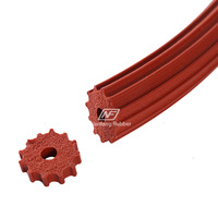 Bande de mousse extrudée en silicone imperméable, anti-poussière, isolante thermique, résistante aux chocs, absorbant les chocs, résistante aux hautes températures