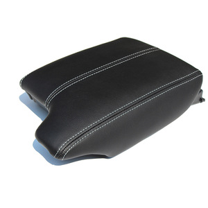Cubierta de Cuero para Reposabrazos Central Delantero de Honda Accord 9na Generación, Caja de Almacenamiento con Costuras Negras y Rojas, Modificación Interior - Product Image 3