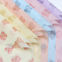 Papier d'emballage floral en PVC double face personnalisé 57x57 cm Modèle HYXXGDM pour fleuristes - Emballage cadeau