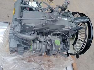 Propose un moteur diesel 4HK1 quatre cylindres à bas prix, pesant 520 kg. - Product Image 4