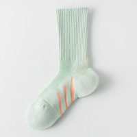 Chaussettes de sport personnalisées de haute qualité avec amorti, soutien de la voûte plantaire et respirabilité pour hommes et femmes