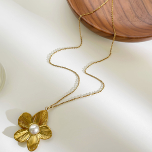 Collier <span class=keywords><strong>papillon</strong></span> à pétales élégant vintage YF8263 pour femmes, plaqué or 18 carats, acier inoxydable imperméable - Product Image 6