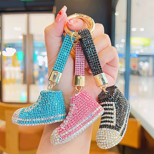 Dickmon moda completo Rhinestone zapato llaveros Bling lujo llaveros mujer bolso llavero colgante diamante 3D zapatillas llaveros - Product Image 2