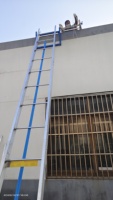 Élévateur de transport pour panneaux solaires photovoltaïques en aluminium - Équipement de manutention durable et sûr avec protection IP54