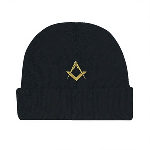 Bonnet noir maçonnique avec carré et boussole de symbole brodé - Product Image 1