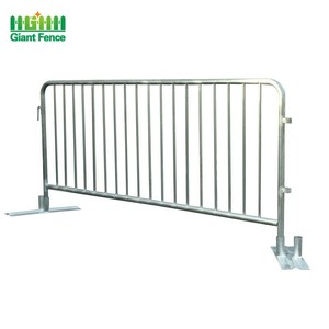 Fabricant Temporaire Bon Marché de Concert En Métal En Acier Galvanisé Plongé Chaud de Barriè<span class=keywords><strong>re</strong></span> de Sécurité Routiè<span class=keywords><strong>re</strong></span> - Product Image 1