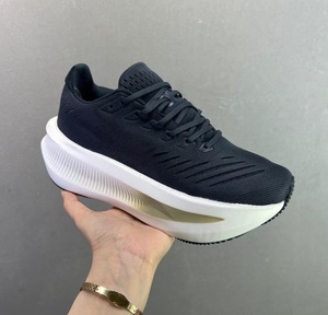 Zapatillas deportivas de diseño profesional Brookes Glycerin <span class=keywords><strong>Max</strong></span> <span class=keywords><strong>2</strong></span> - Aptas para hombres y mujeres. Cómodo y amortiguador de impactos - Product Image 2