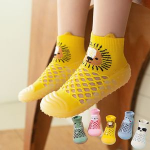 Chaussettes antidérapantes en caoutchouc pour bébé, avec semelles aquatiques et coussinets <span class=keywords><strong>de</strong></span> maintien, chaussettes-chaussures pour la marche - Product Image 2