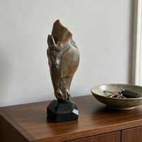 Figurine d'art populaire en résine 3D peinte à la main, tête de cheval - Décoration de table de style anglais pour la maison