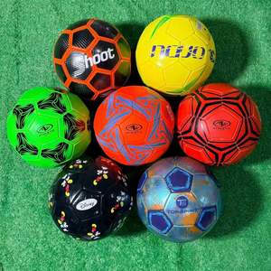 Ballon de football pour adultes de haute qualité, cousu à la machine, léger, durable, respectueux de l'environnement, pour les sports de plein air - Product Image 3