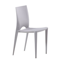 Vente en gros de meubles de salle à manger chaises de salle à manger modernes et colorées empilables en plastique PP