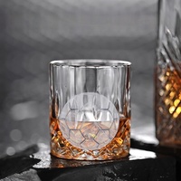 Moule à glaçons en silicone en forme de ballon de football à 4 cavités avec entonnoir et couvercle, pour la création de glaçons sphériques 3D de grande taille pour whisky, bourbon, cocktails et boissons