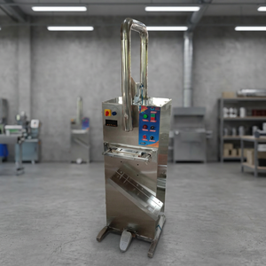 Machine de remplissage semi-automatique en acier inoxydable pour sachets plastiques, pour lait, yaourt, lait de chèvre, lassi, jus, eau, avec réglage numérique de la quantité - Product Image 2