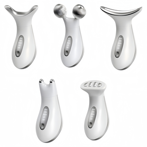 Appareil de soin de beauté multi-zones 5-en-1 avec têtes interchangeables et trois modes d'éclairage, outil rechargeable pour <span class=keywords><strong>le</strong></span> soin du cou et du visage - Product Image 1