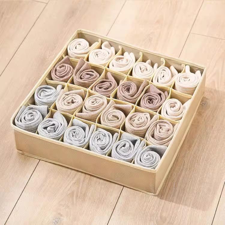 Conjunto de tres piezas gris verdoso [6724 espacios]