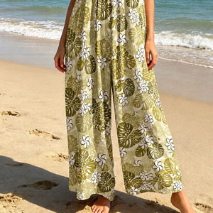 Mono largo de rayón personalizado con estampado playero, estilo resort, cuello halter en V, venta al por mayor de fábrica - Product Image 2