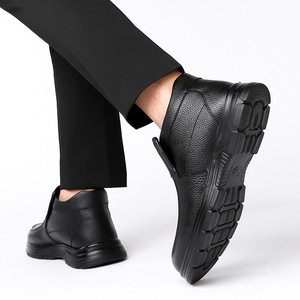 Bottes d'hiver pour hommes en cuir de vachette noir, doublées de polaire, bout rond, semelle épaisse, chaussures pour adultes - Product Image 4