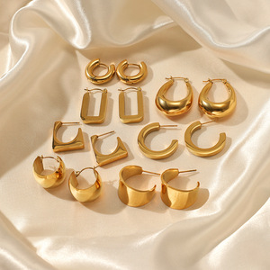 Boucles d'oreilles pendantes géométriques épaisses et creuses, plaquées or 18 carats, en acier inoxydable PVD, étanches et hypoallergéniques, collection 2026 - Product Image 1