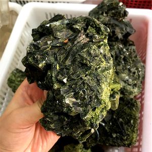 天然グリーントルマリン結晶クラスター生ラフクリスタルトルマリン標本 - Product Image 4