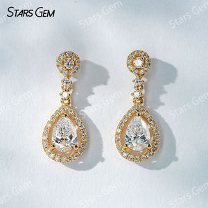 ต่างหูเพชรทรงลูกแพร์ 1.3 กะรัต 4.5*6.5 มม. สีขาว/เหลือง ทอง 18K สำหรับงานแต่งงานและงานหมั้น แบรนด์ Starsgem Luxury รุ่น Unisex - Product Image 2