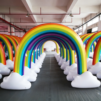Arche gonflable en PVC arc-en-ciel directement de l'usine - Porte à jet d'eau extérieure, jouet aquatique pour enfants, approvisionnement en vrac