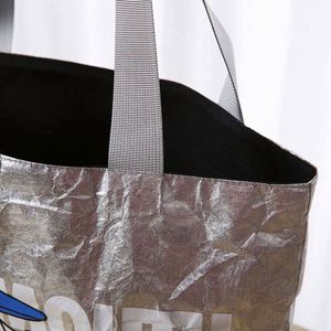 Bolsa de Hombro de Papel DuPont Lavable de Gran Capacidad, Bolsa de Compras Reutilizable de Tyvek con Logotipo Personalizado - Product Image 4