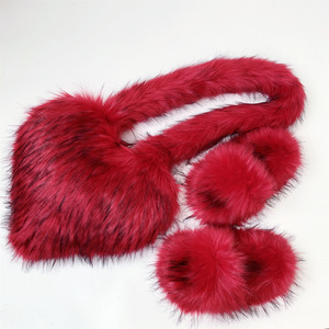 Moda <span class=keywords><strong>donna</strong></span> soffice <span class=keywords><strong>ciabatte</strong></span> alla moda in pelliccia sintetica morbide borse a tracolla amore borsa cuore abbinata scarpe stagione invernale - Product Image 2