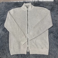 Cardigan Minimaliste pour Homme à Col Rond et Fermeture Éclair Intégrale en Tricot Côtelé, Approvisionnement Direct Usine, En Stock et Personnalisable, Livraison Rapide.