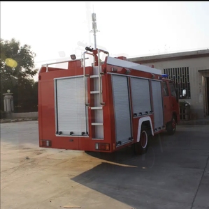 <span class=keywords><strong>Mini</strong></span> camion-citerne à eau 100p d'ISUZU de camion de pompiers léger de haute qualité avec l'équipement camion de lutte contre l'incendie 3000L à vendre - Product Image 3