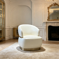 Fauteuil de luxe pour la détente, mobilier de maison, fauteuil de salon pour chambre d'hôtel, canapé d'appoint en cuir pour salon avec base en métal doré