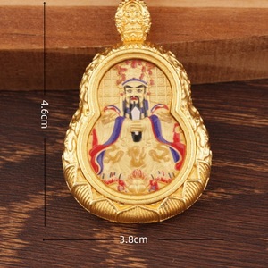 Colgante Thangka de Calabaza con Ocho Divinidades Guardianas, 4.6cm, Amuleto Religioso de Latón para Templos y Decoración del Hogar - Product Image 1