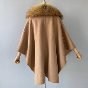 Bán Buôn Phụ Nữ Mùa Đông Lớn Lông Khăn Choàng Cashmere Len Đan Cape Với Bất Fox Lông Cổ Áo Tùy Chỉnh Áo Choàng Phụ Nữ Cashmere Poncho - Product Image 4
