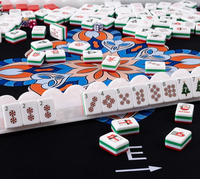 Tuiles de Mahjong Américaines Style Noël 160 Pièces – Ensemble de Jeu en Acrylique avec Motifs Père Noël, Sapin et Bonhomme en Pain d'Épices pour Fêtes et Jeux