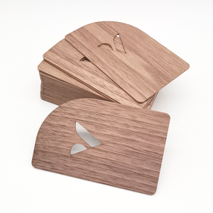 Impression et gravure laser personnalisées sur carte RFID en bois - Product Image 3