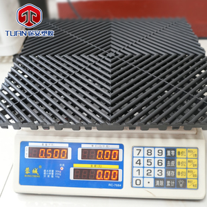 Dalles de sol en plastique industriel emboîtables unies pour <span class=keywords><strong>garage</strong></span>, tapis de sol intérieur pour atelier de detailing automobile - Product Image 2