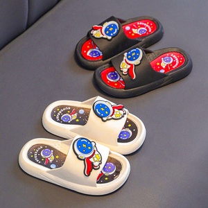 2023 pantofole di nuova moda per bambini ragazzi ragazze indossano pantofole antiscivolo con suola spessa per bambini in estate - Product Image 3