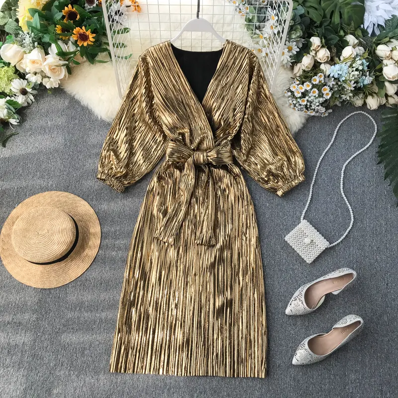 European And American Party Dress Vintage Gold Long Sleeve V-Neck Pleated Casual Dress