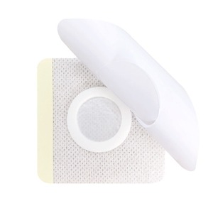 Bande adhésive respirante Morning Star 5x5 en tissu spunlace blanc à usage médical - Product Image 1