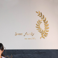 Décoration murale artisanale en laiton pur en forme de feuille d'olivier, finition brossée, sans perforation, ornement mural moderne pour l'intérieur