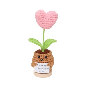 Ornement d'encouragement en coton fait main au crochet, motif tournesol pour la Saint-Valentin, crocheté à la main, doux, motif abeille, DIY - Product Image 1