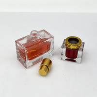 Flacon de parfum carré en verre avec bouchon doré, flacon vaporisateur rectangulaire vide, couleur et logo personnalisés