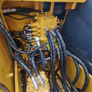 Excavadora Usada Confiable KOMATSU PC130, Excavadora Compacta de 13t de Peso, para Agricultura y Construcción - Product Image 5