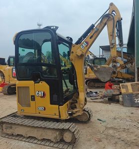 Mini Escavadora Caterpillar Cat 302.7 Usada Mais Vendida Equipamento Agrícola de Alta Qualidade Motor Cat 302 - Product Image 1