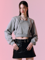 Sweat-shirt court 2-en-1 minimaliste en coton, personnalisable et flexible, avec bretelles intégrées, manches ballon et effet superposé
