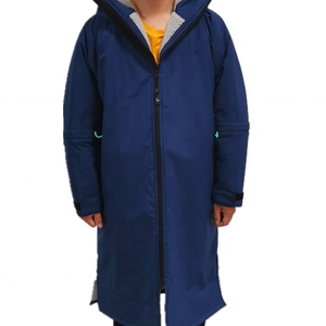 Vente en gros sur mesure hiver peignoir réfléchissant imperméable à l'eau recyclé parka de bain en fibre pour hommes <span class=keywords><strong>surf</strong></span> garçons fermeture éclair - Product Image 1