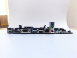 เมนบอร์ด M-ATX รุ่นใหม่มาแรงปี 2026 <span class=keywords><strong>B85</strong></span> พร้อมช่องใส่แรม 4 ช่อง รองรับ Intel I7/I5/I3 รุ่นที่ 4 ซ็อกเก็ต LGA1150 มีพอร์ต VGA/HD-MI/M.2 USB3.0 รองรับ DDR3 4 ช่อง ความจุสูงสุด 32GB สำหรับคอมพิวเตอร์ตั้งโต๊ะ - Product Image 6