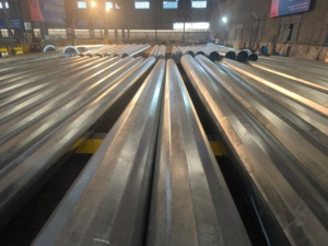 Giá cả cạnh tranh cao mast ánh sáng đường phố tháp lũ cực cho sân tennis bóng đá Stadium-15m 18M 20M 30M 45m Đèn cực - Product Image 4