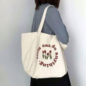 Sac à bandoulière en toile motif tulipe mignon, sac fourre-tout en coton réutilisable pour étudiants, décontracté et simple, avec logo personnalisé imprimé - Product Image 3