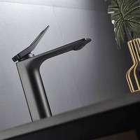 Mitigeur de lavabo en alliage de zinc à montage sur pont en chrome noir Gunmetal eau chaude et froide pour salle de bain d'appartement