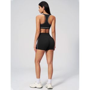 Ensemble de sport deux pièces pour femme : Soutien-gorge de sport dos nageur et short taille haute, tenue de gym et yoga avec bordure contrastante en Spandex respirant - Product Image 5